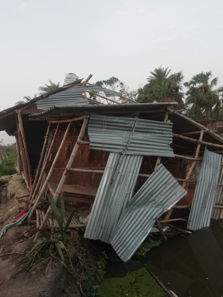 Ødelagte hus i Sundarbans